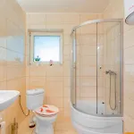 Vakantiehuis 2 Bedroom Stunning In Oslonka