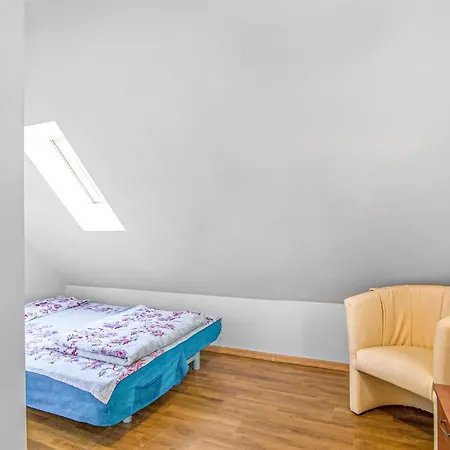 2 Bedroom Stunning In Casa vacanze *