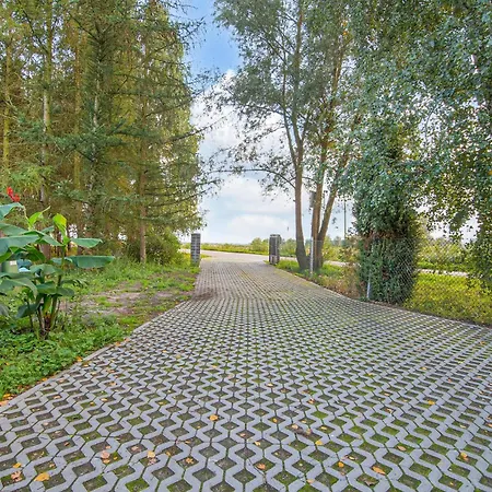 בית נופש 2 Bedroom Stunning In