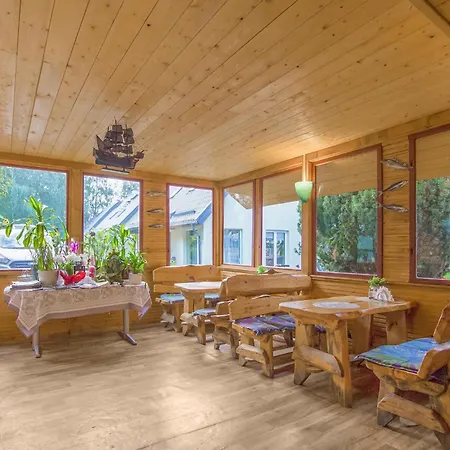 Casa vacanze 2 Bedroom Stunning In Oslonka